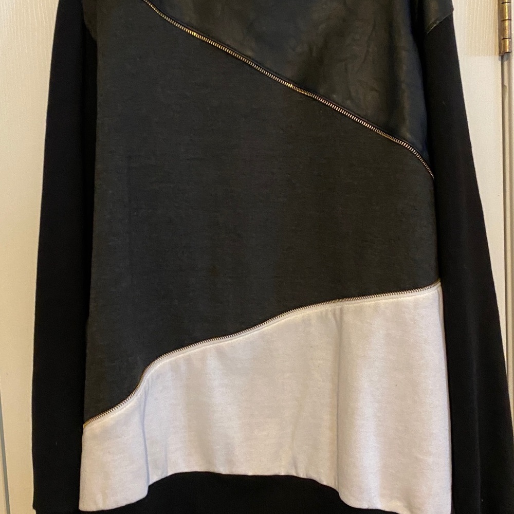 Blocked Zip Sweatshirt size medium